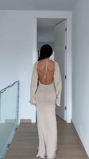 Elegant Knitted Maxi Dress with open Back