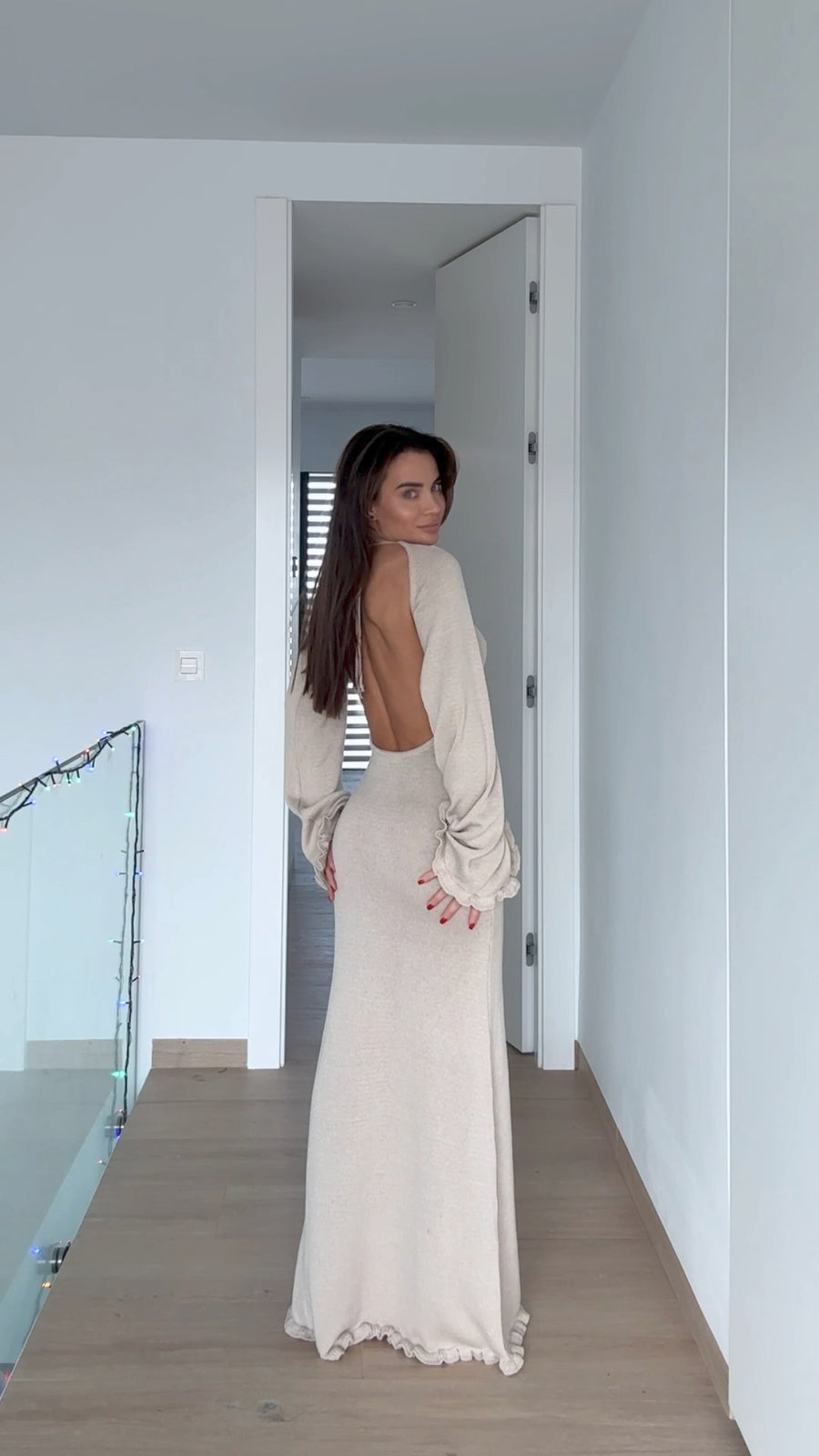 Elegant Knitted Maxi Dress with open Back