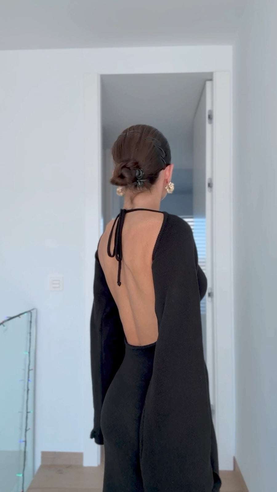 Elegant Knitted Maxi Dress with open Back