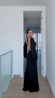 Elegant Knitted Maxi Dress with open Back