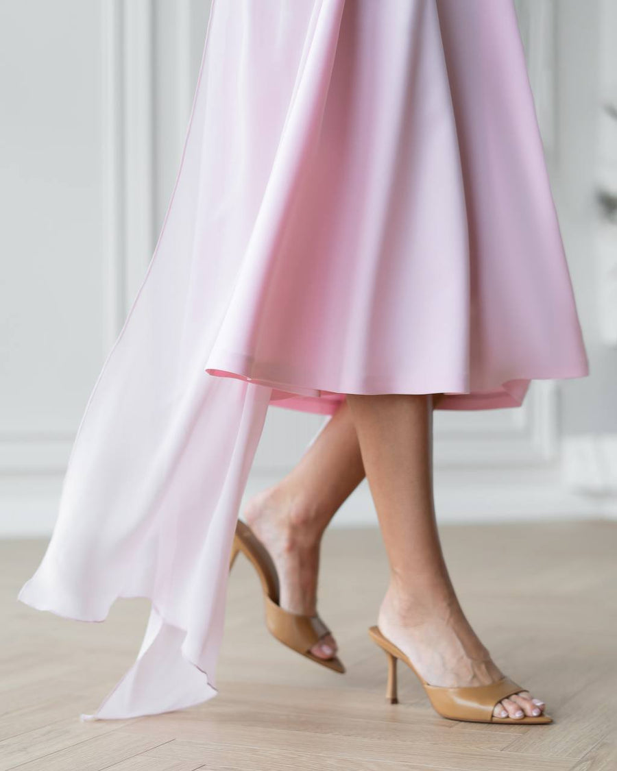Sleeveless Elegante Midi Dress with Square Neck