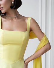 Sleeveless Elegante Midi Dress with Square Neck