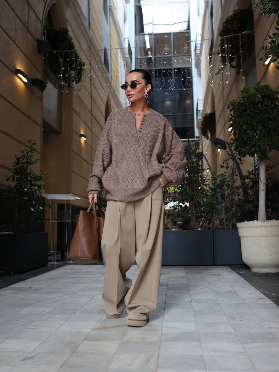 Relaxed Fit Cable-Knit Sweater