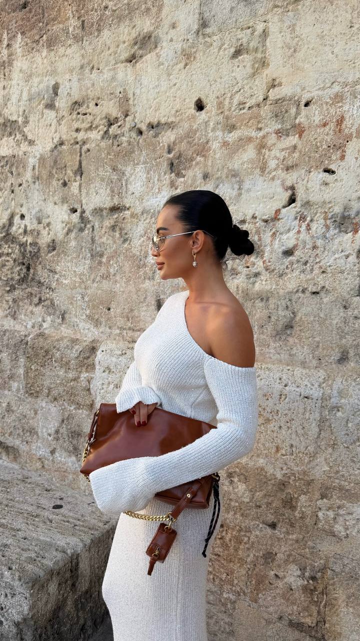 Open Shoulder Knitted Maxi Dress