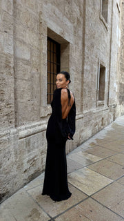 Elegant Knitted Maxi Dress with open Back