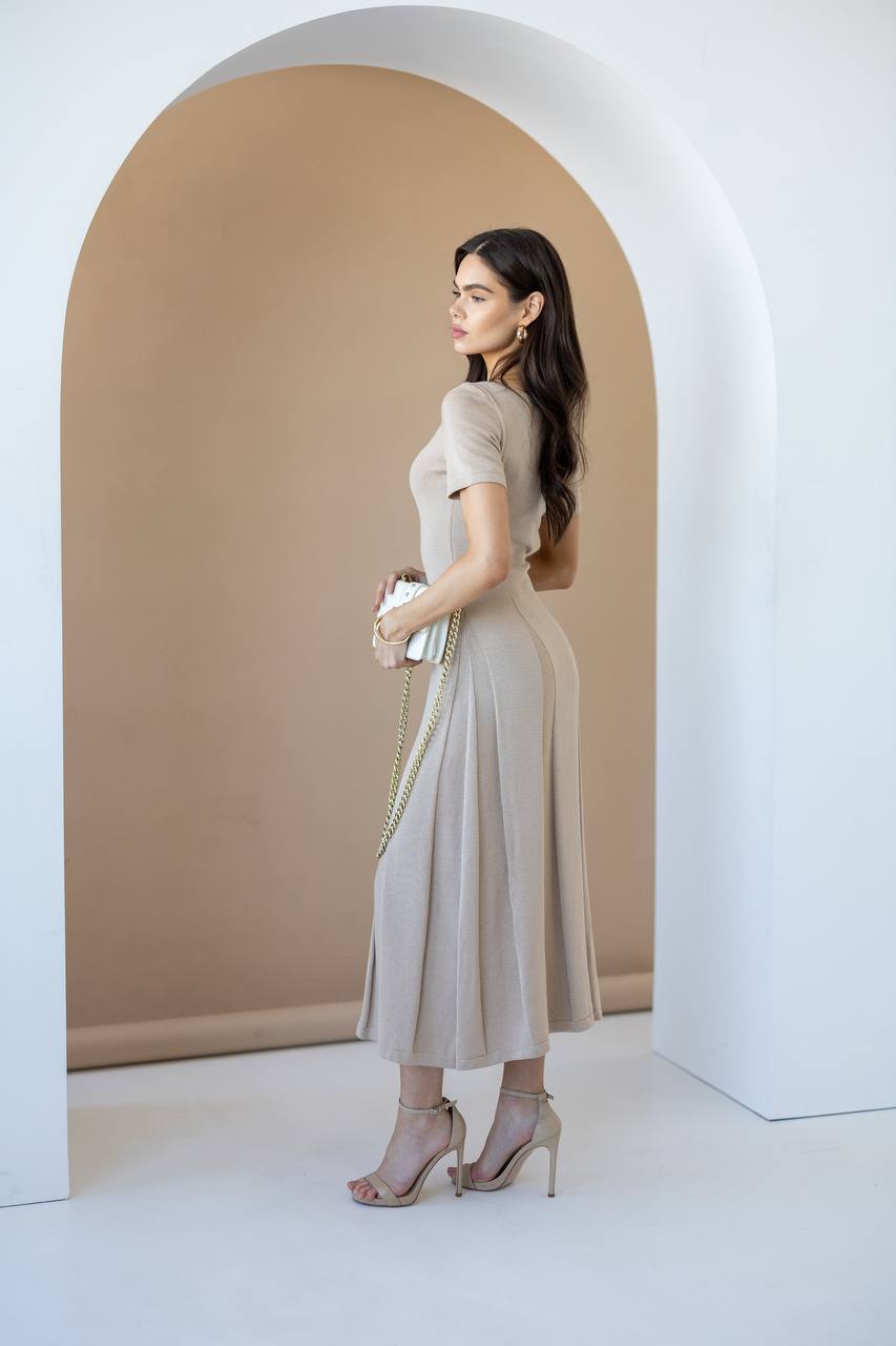 Beige Cotton Knit Midi Dress with Short Sleeves