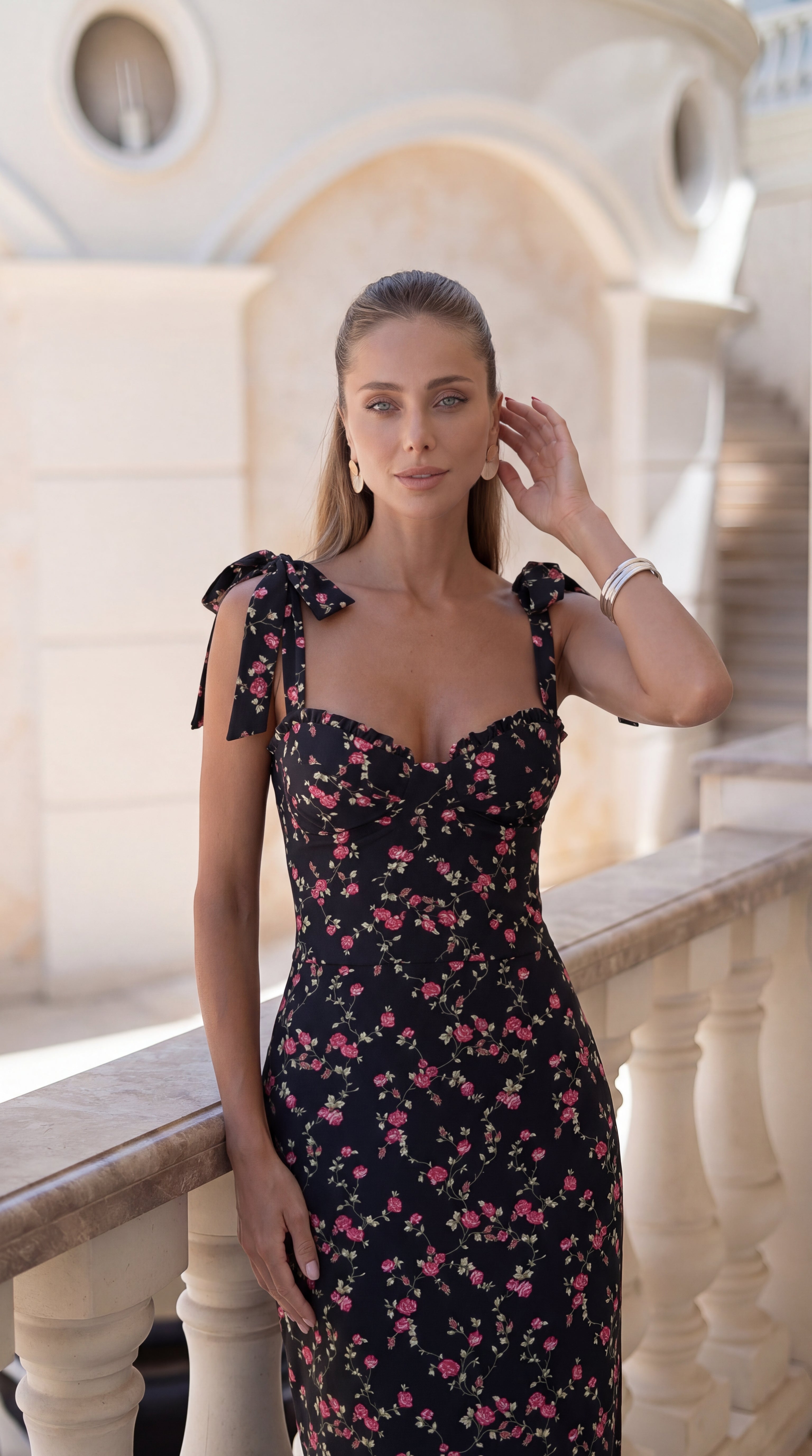 Elegante Summer MIDI Dress with Straps