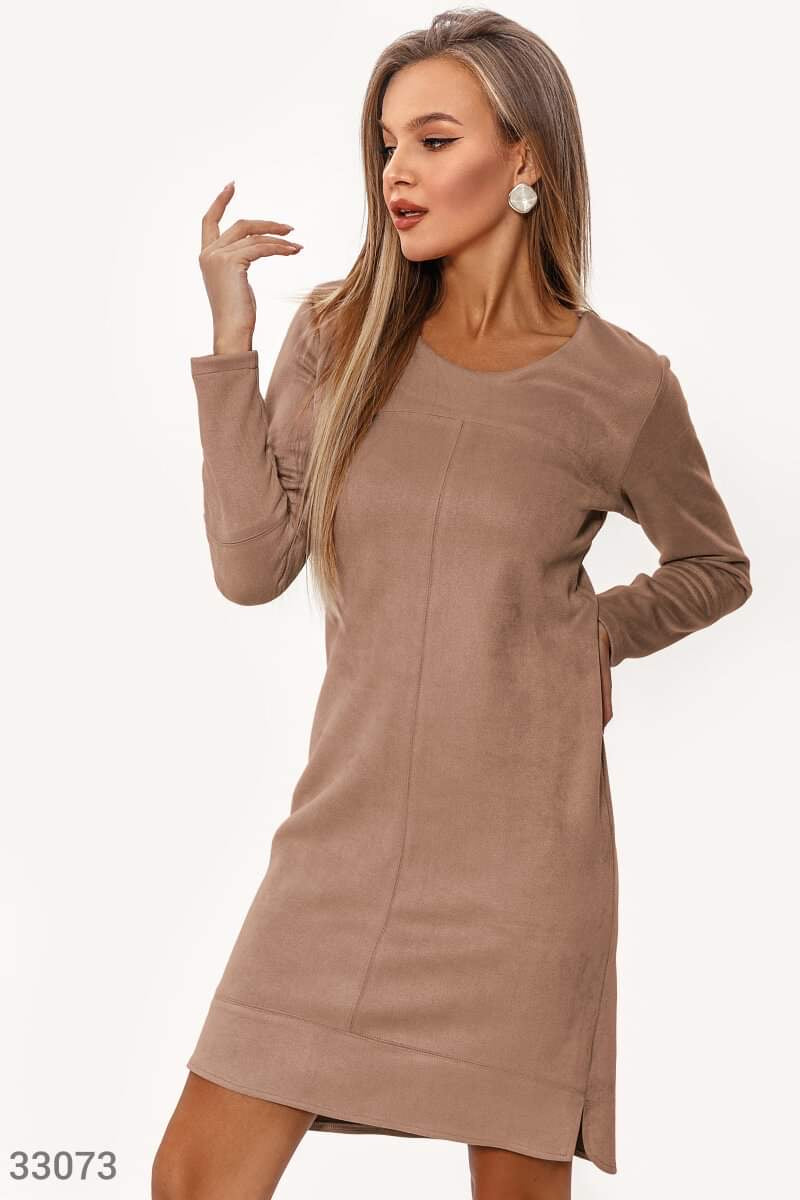 Robe basique en daim beige