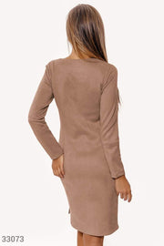 Robe basique en daim beige