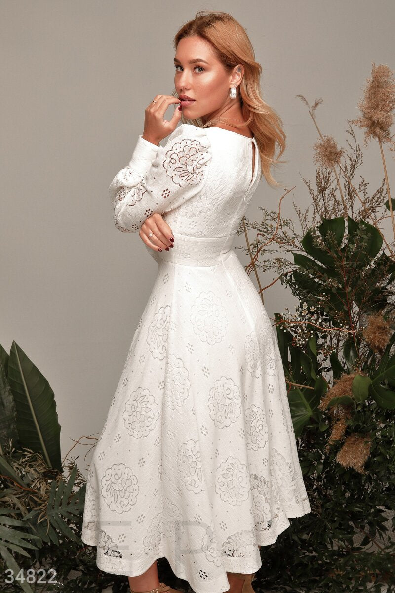 Robe en dentelle romantique