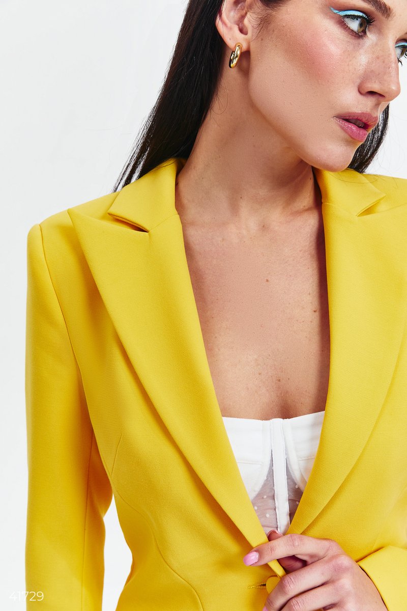 Trendy yellow Jacket